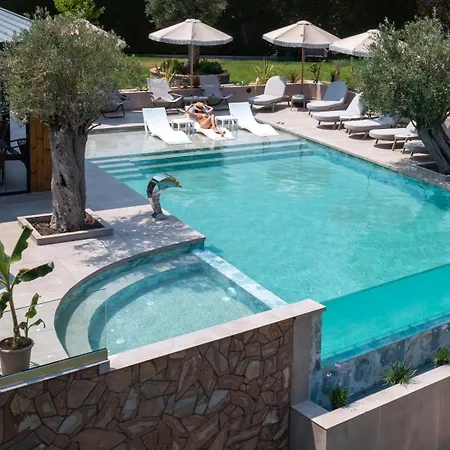 Anthemida * Sykia Chalkidikis