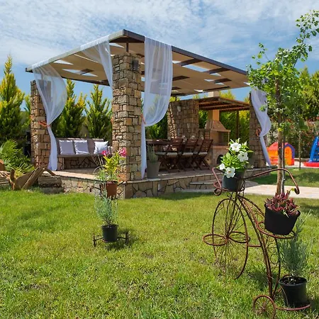 Apartment Anthemida *