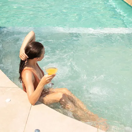 Anthemida Lägenhet *